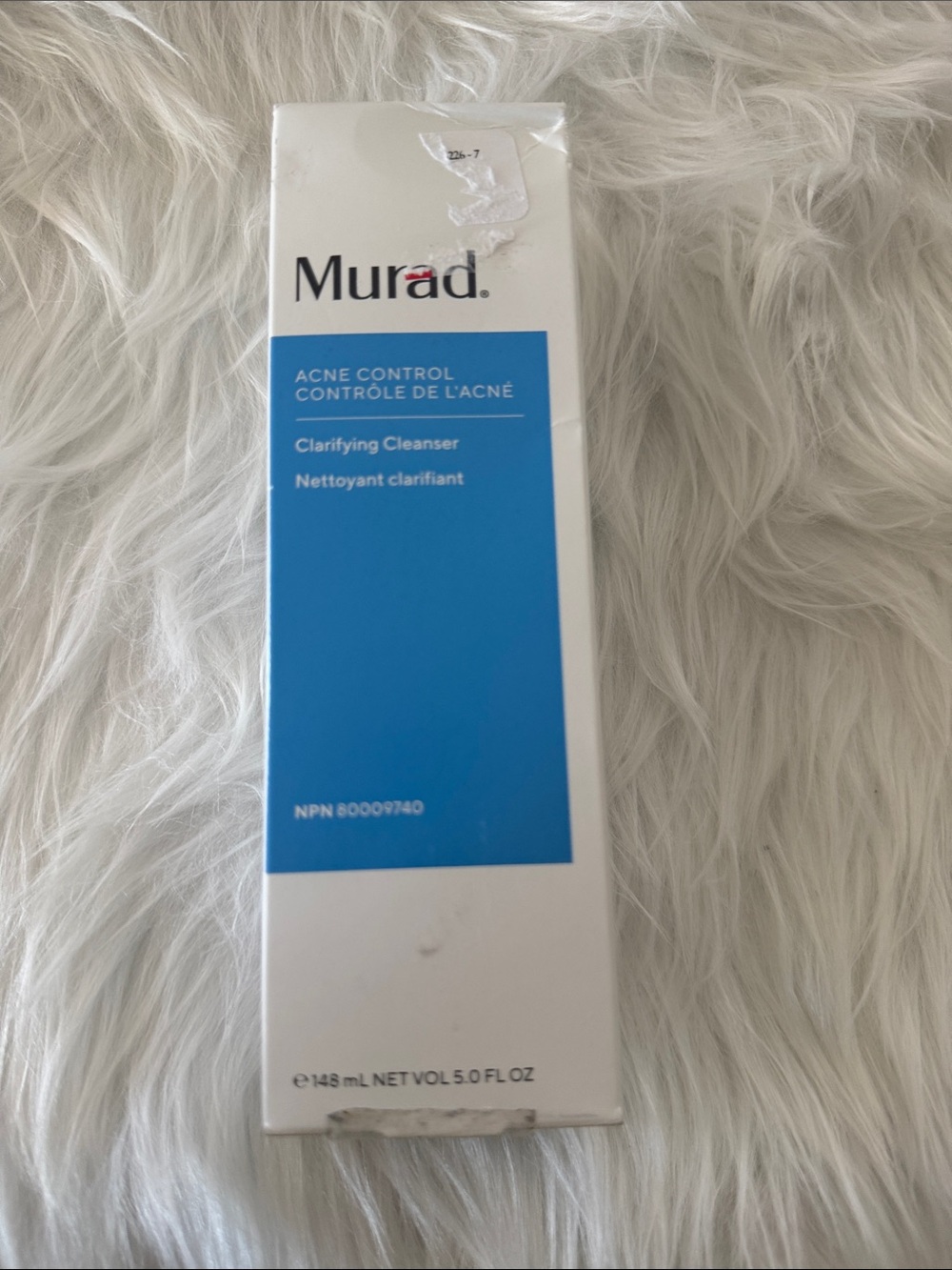 Murad Clarifying Cleanser — White & Blue